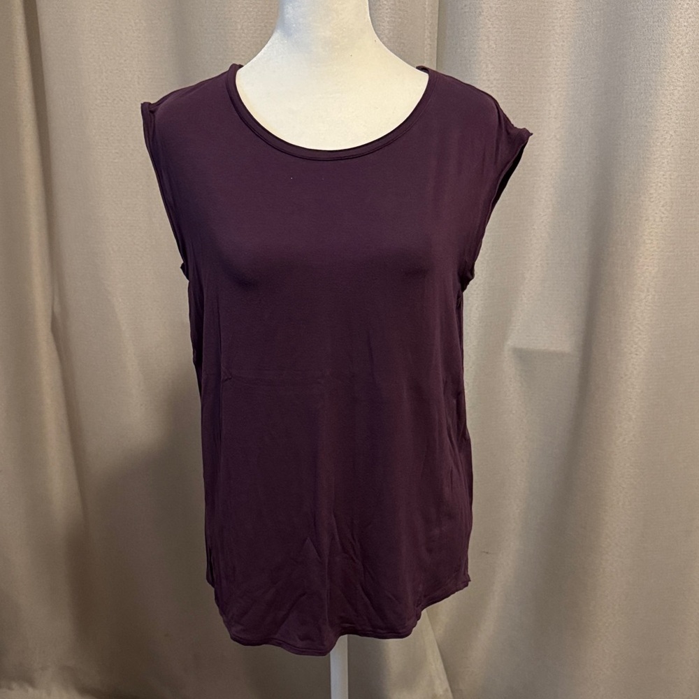 14th & Union Deep Purple top